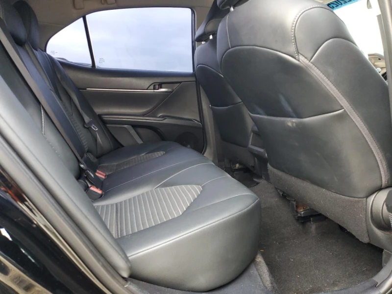 Toyota Camry SE* CarPlay* ISOFIX* подгрев* Keyless, снимка 10 - Автомобили и джипове - 49299854