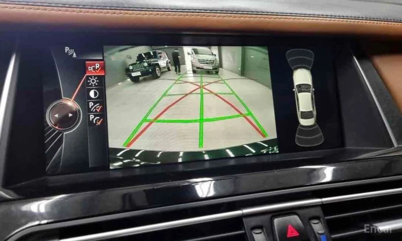 BMW 740, снимка 10 - Автомобили и джипове - 52805661