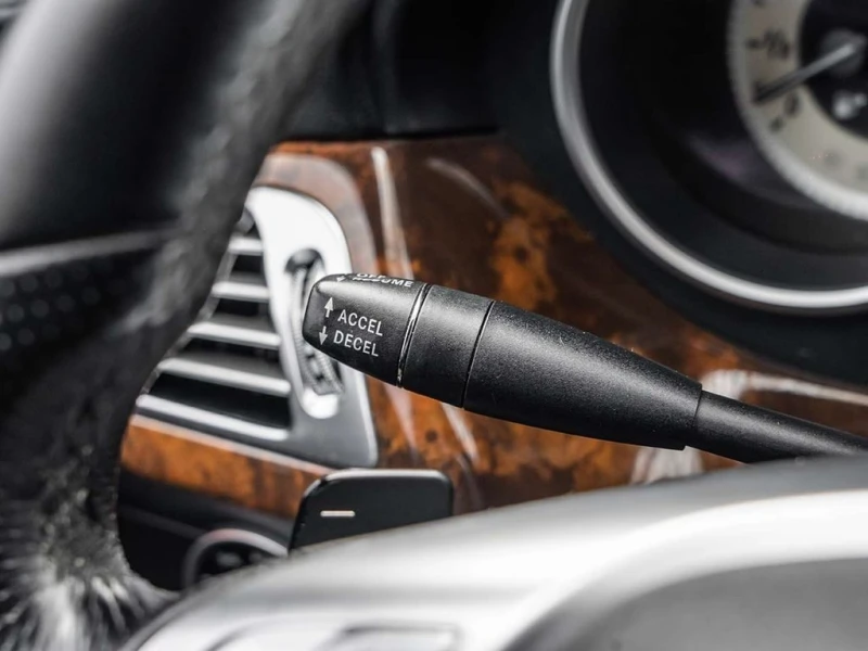 Mercedes-Benz CLS * CLS550 4 MATIC * CARFAX * ЦЕНА ДО БГ, снимка 12 - Автомобили и джипове - 53471067