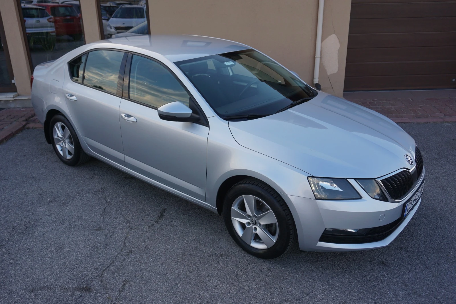 Skoda Octavia 1.4 TSI - изображение 2