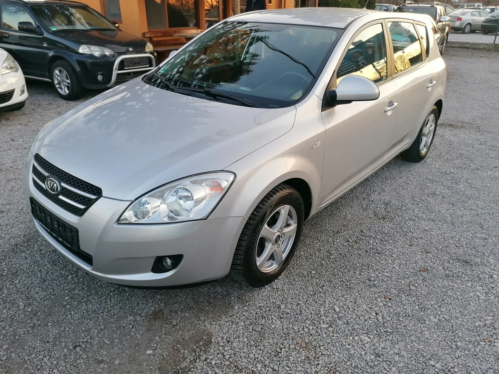 Kia Ceed 1.6 avtomatik - [1] 