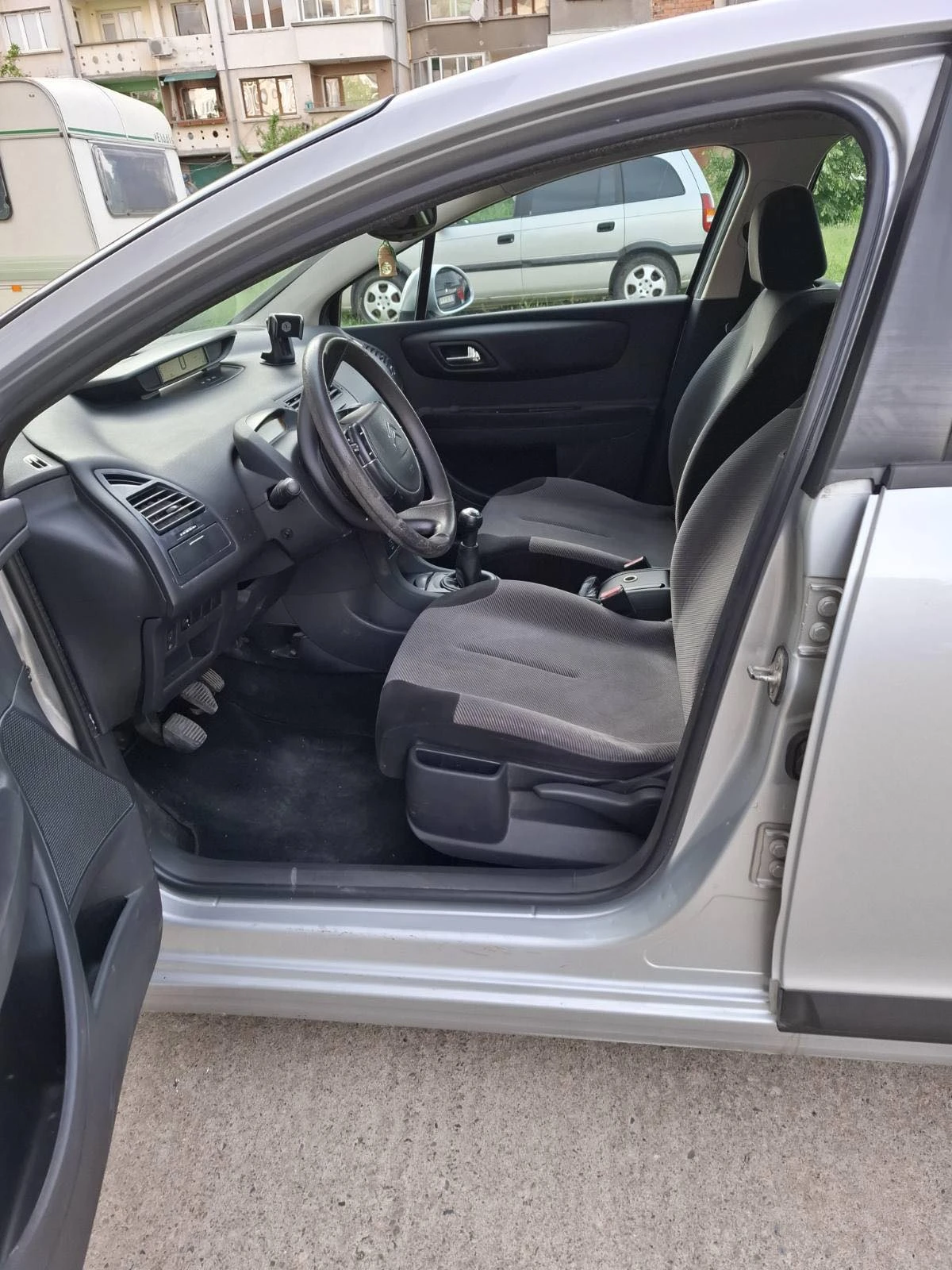 Citroen C4 1.6 HDI - изображение 10