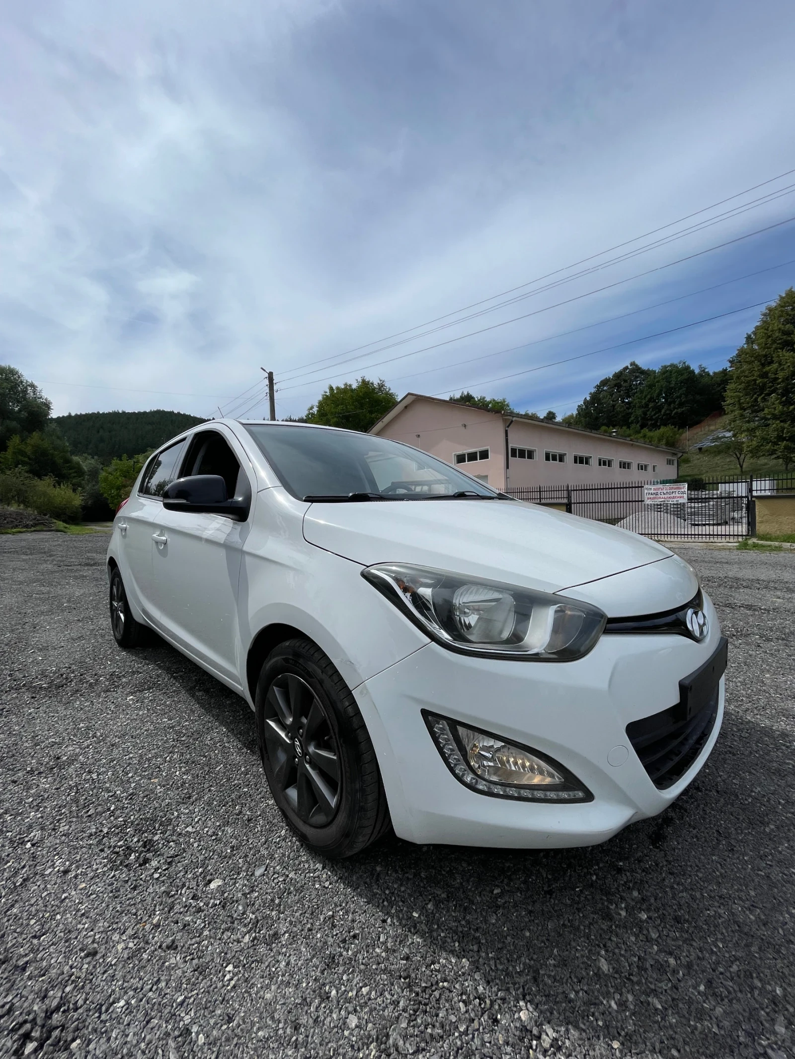 Hyundai I20 1.2i - изображение 3
