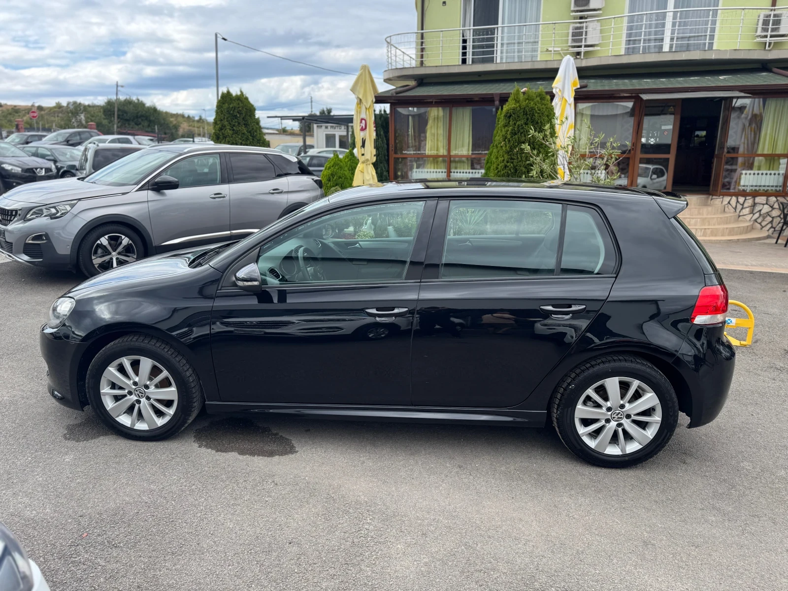 VW Golf 1.6TDI SPORT EDITION - изображение 7