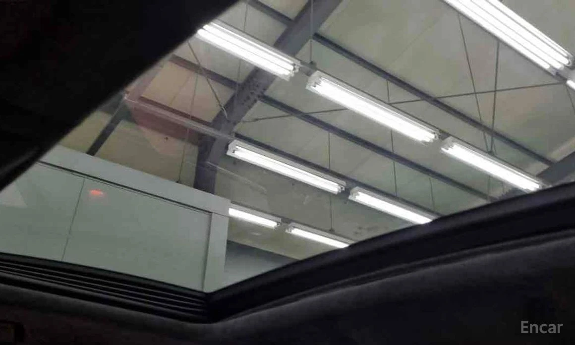 BMW 740  - изображение 6