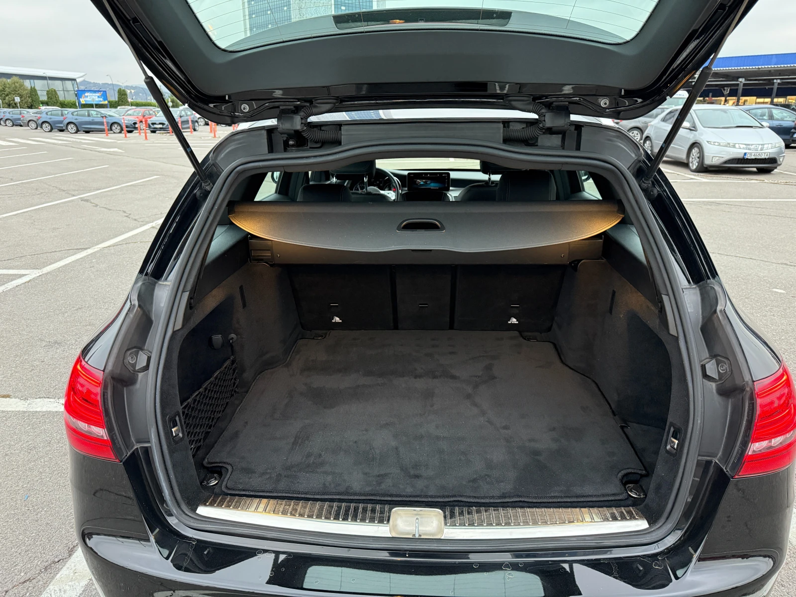 Mercedes-Benz C 220 AMG line 9G-TRONIC, Distronic Pro, Keyless Go, LED | Mobile.bg � ����������� 12