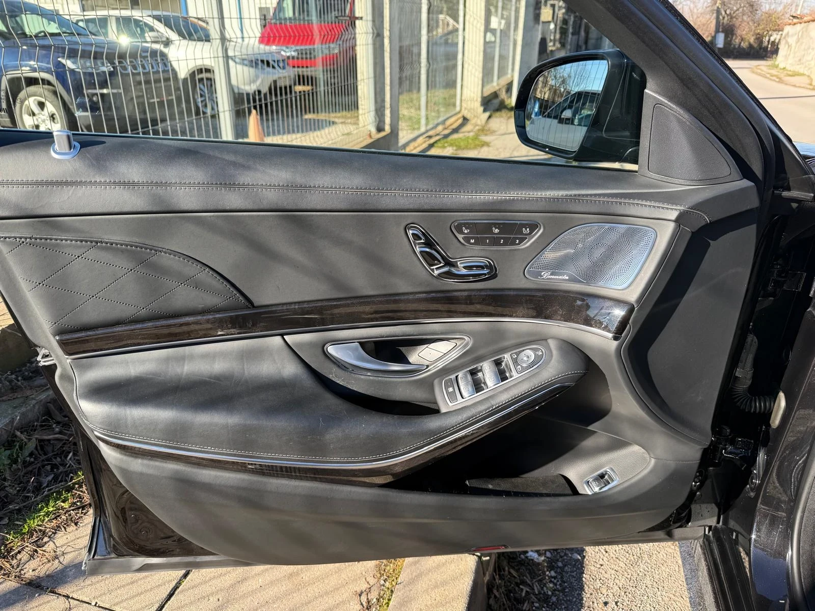 Mercedes-Benz S 560  - изображение 7