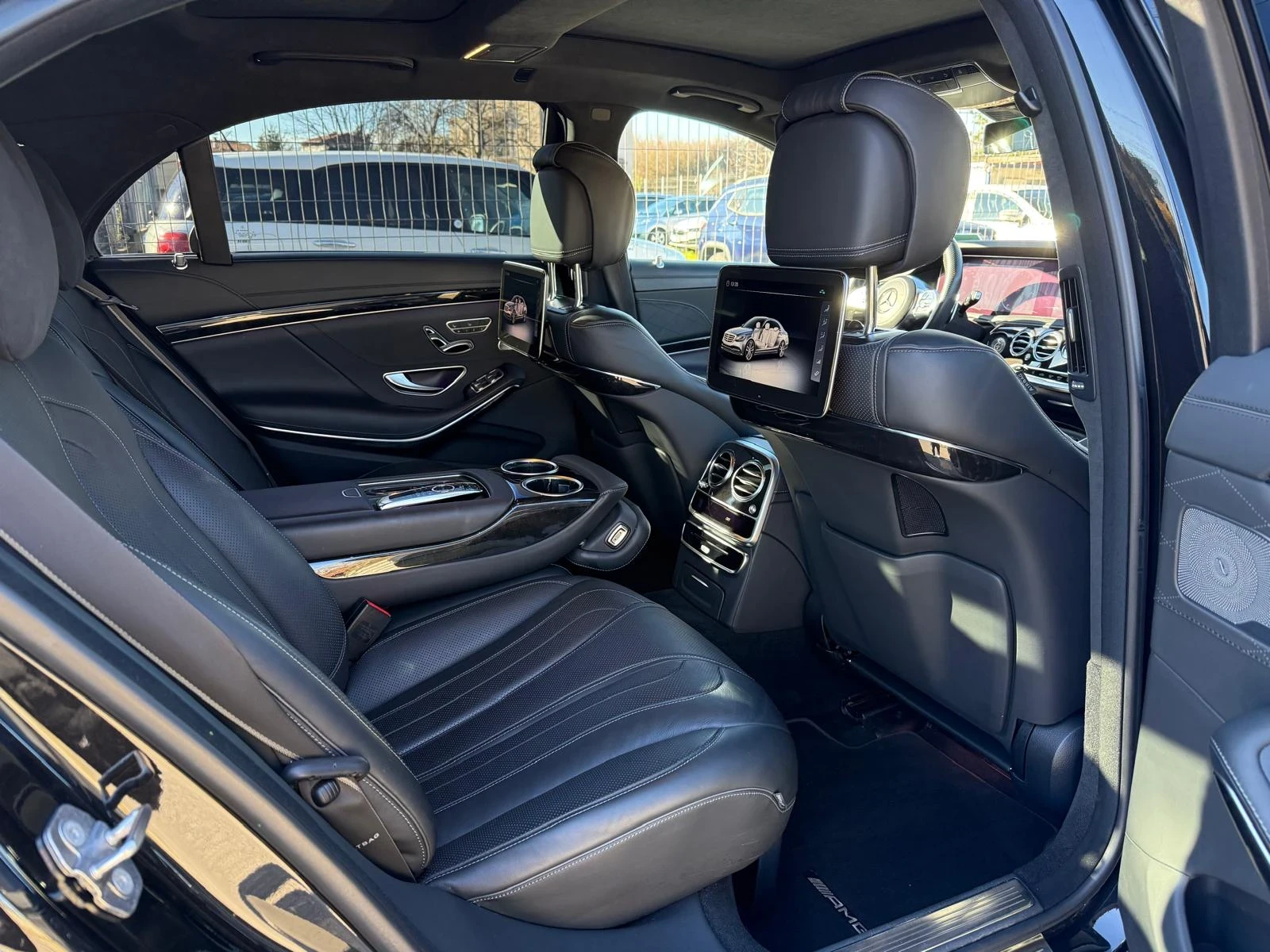 Mercedes-Benz S 560  - изображение 5