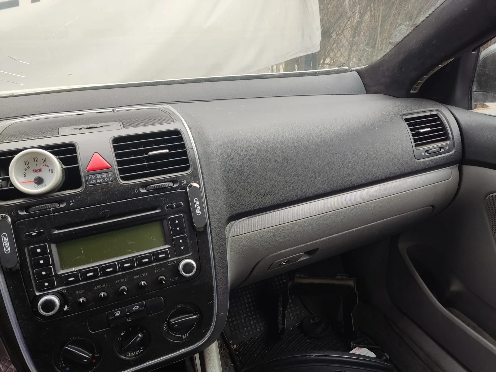 VW Jetta  - изображение 3