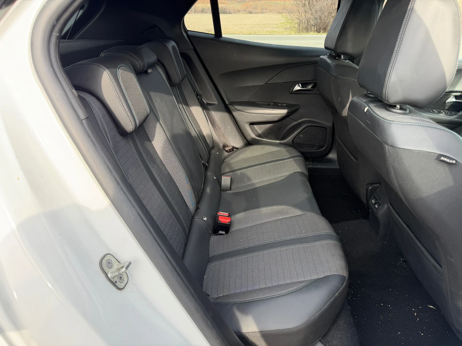 Peugeot 2008  1.5 HDi - изображение 7