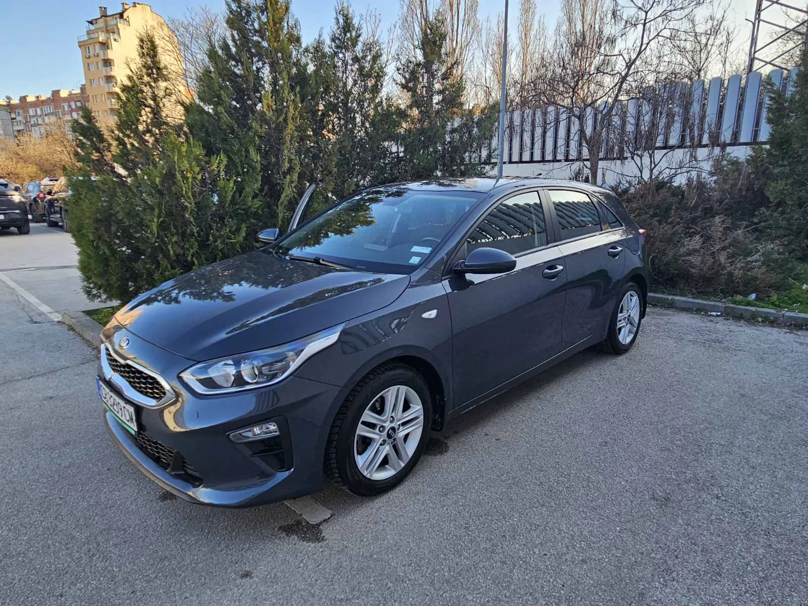 Kia Ceed, снимка 3 - Автомобили и джипове - 53802012