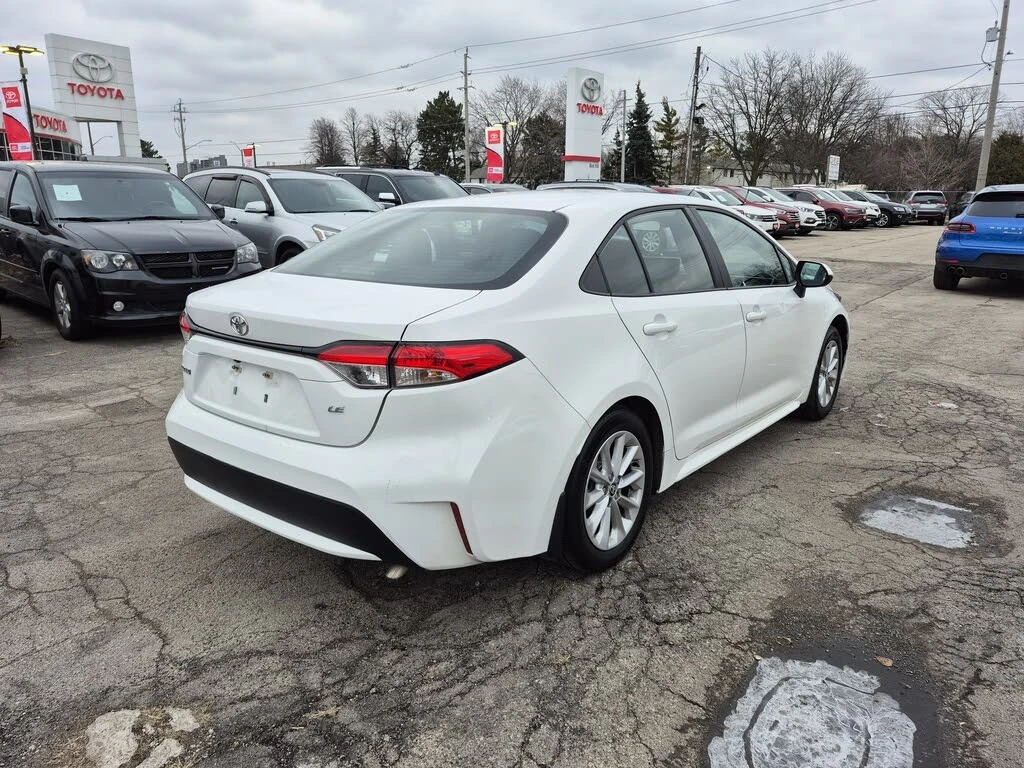 Toyota Corolla LE* FWD* АвтоКредит* (ЦЕНА ДО БГ), снимка 3 - Автомобили и джипове - 54070578