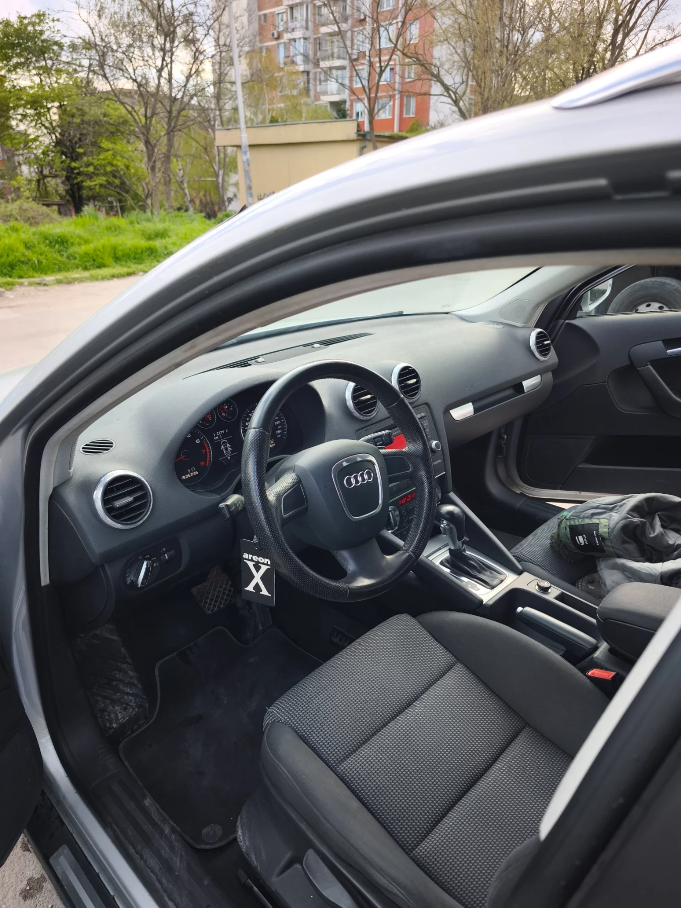 Audi A3 1.8 T, снимка 8 - Автомобили и джипове - 54246070