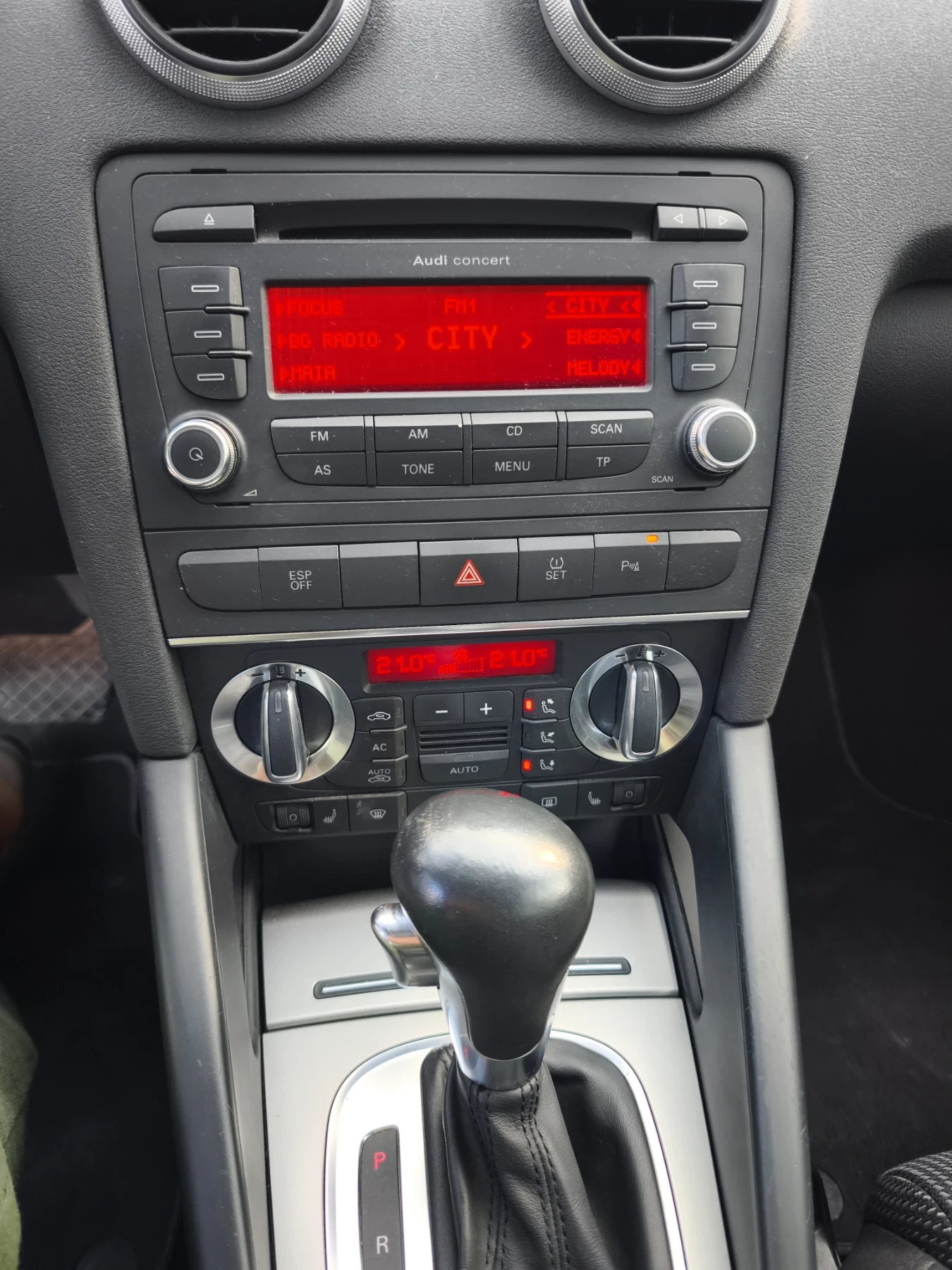 Audi A3 1.8 T, снимка 14 - Автомобили и джипове - 54246070