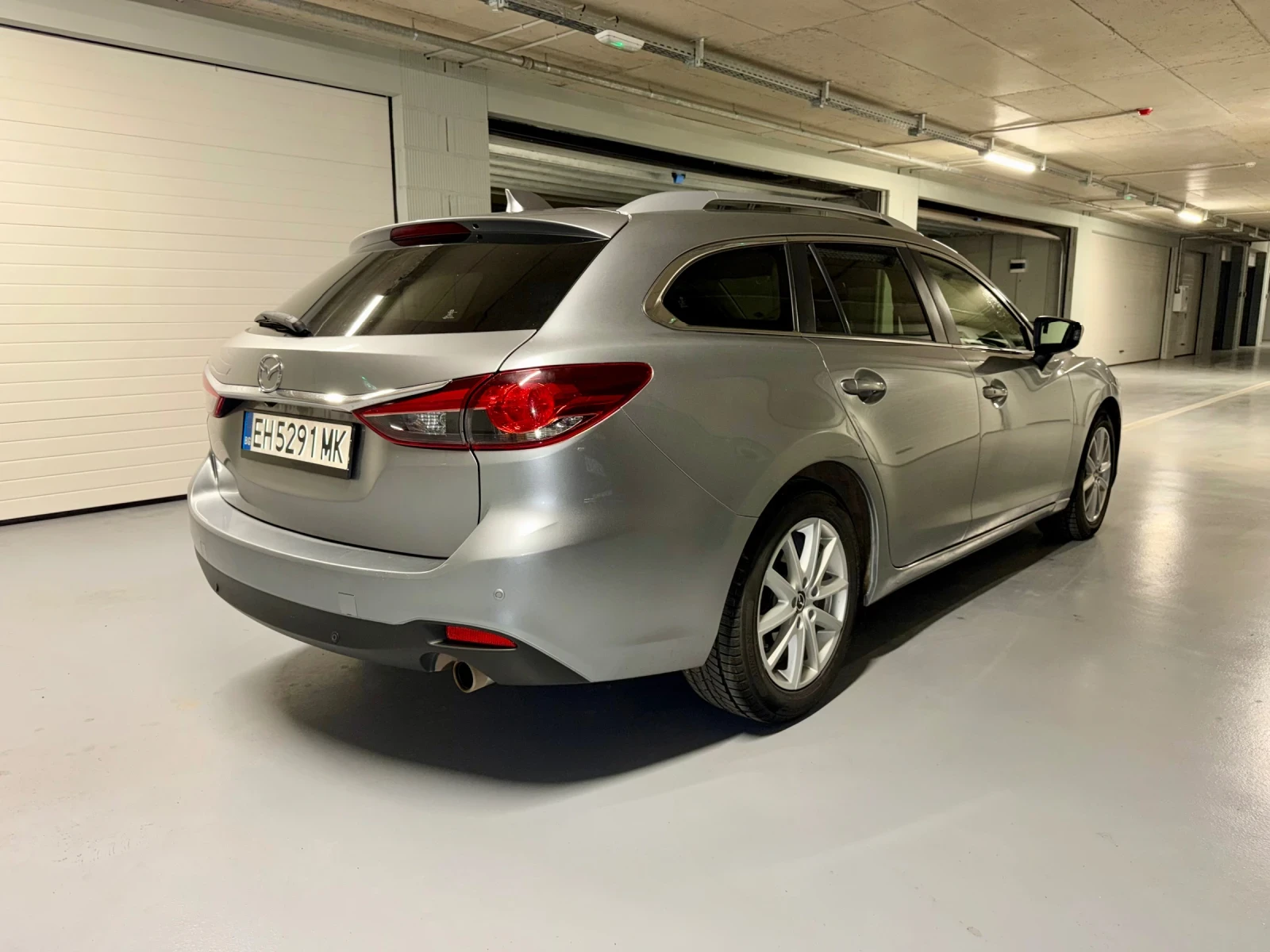 Mazda 6 2.2D, автоматик, кожа, навигация, Bose, снимка 4 - Автомобили и джипове - 54315595