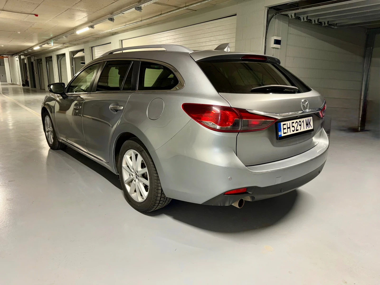 Mazda 6 2.2D, автоматик, кожа, навигация, Bose, снимка 3 - Автомобили и джипове - 54315595