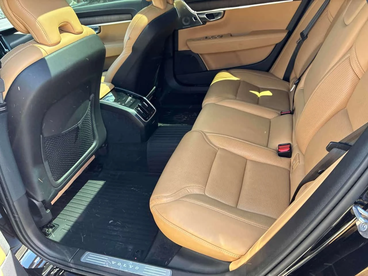 Volvo S90 Inscription/360/DIS/BOWERS & WILKINS/ОБДУХВАНЕ, снимка 12 - Автомобили и джипове - 54366209