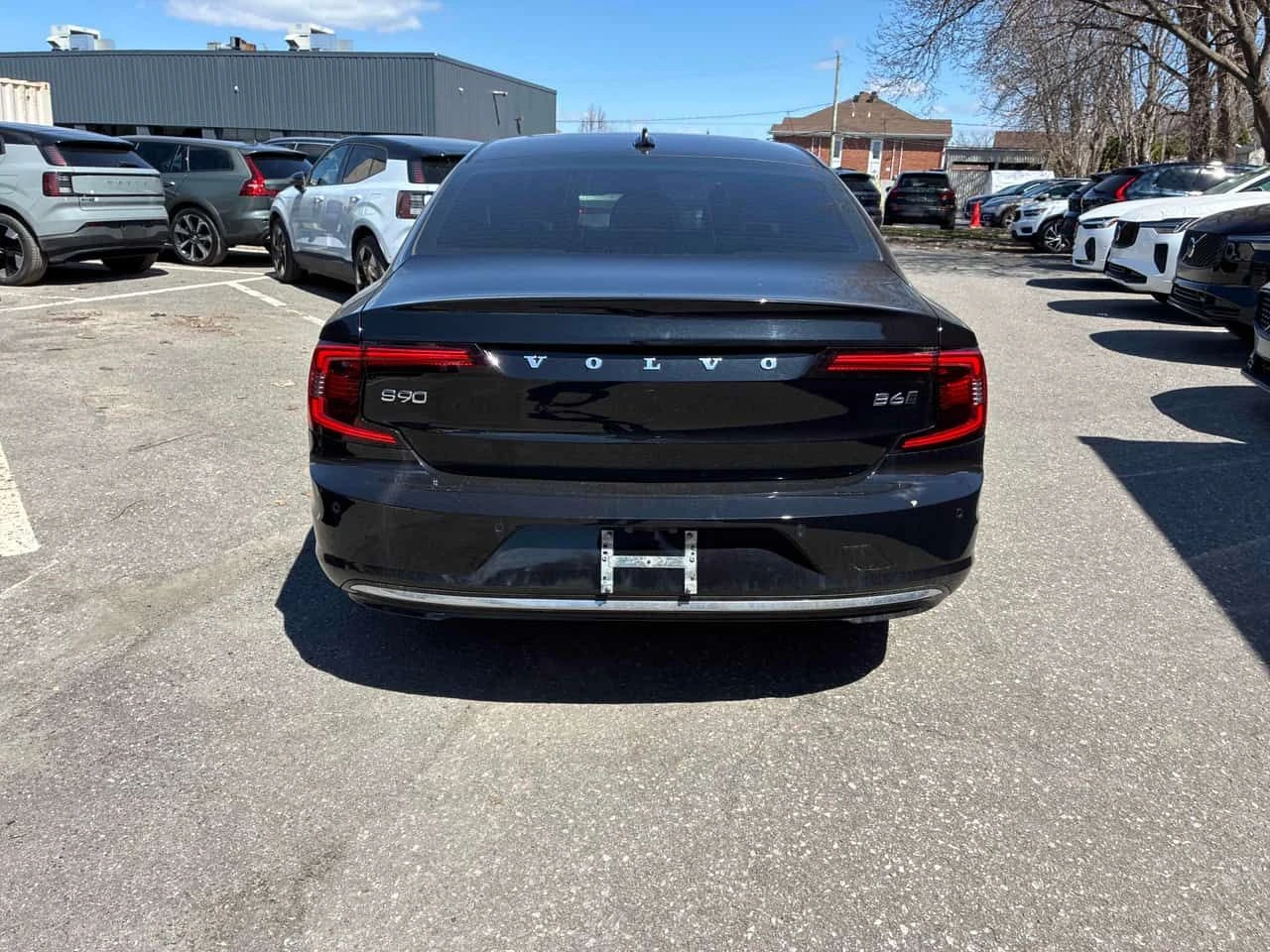Volvo S90 Inscription/360/DIS/BOWERS & WILKINS/ОБДУХВАНЕ, снимка 4 - Автомобили и джипове - 54366209