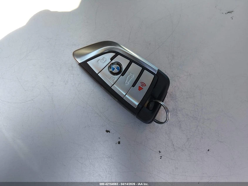 BMW i4 eDrive35 Gran Coupe, снимка 11 - Автомобили и джипове - 54378642