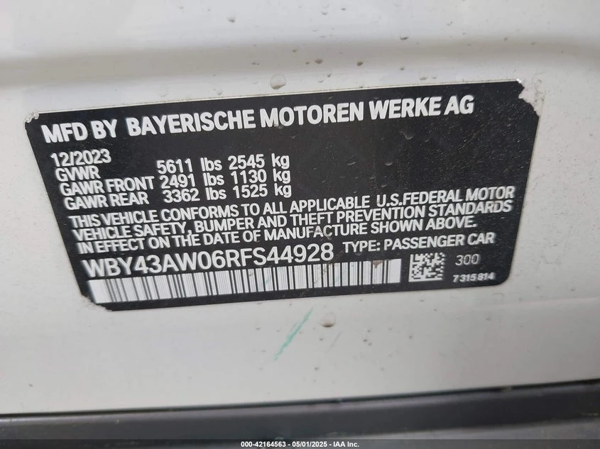 BMW i4 eDrive35 Gran Coupe, снимка 9 - Автомобили и джипове - 54378642