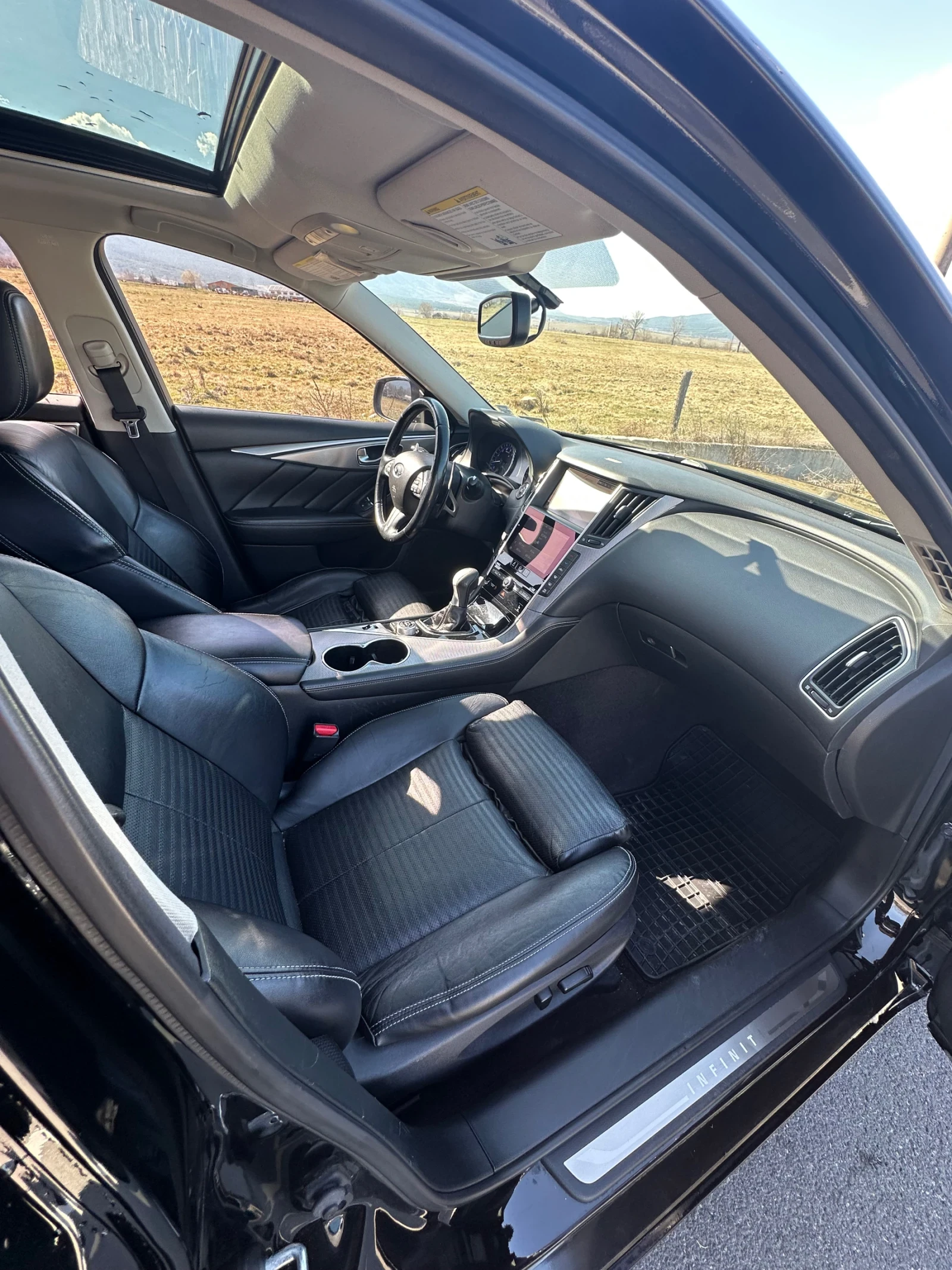 Infiniti Q50 3.7 AWD, снимка 10 - Автомобили и джипове - 55414077