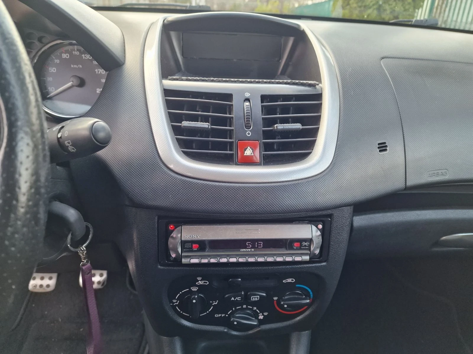 Peugeot 206 206+ , снимка 11 - Автомобили и джипове - 55455255