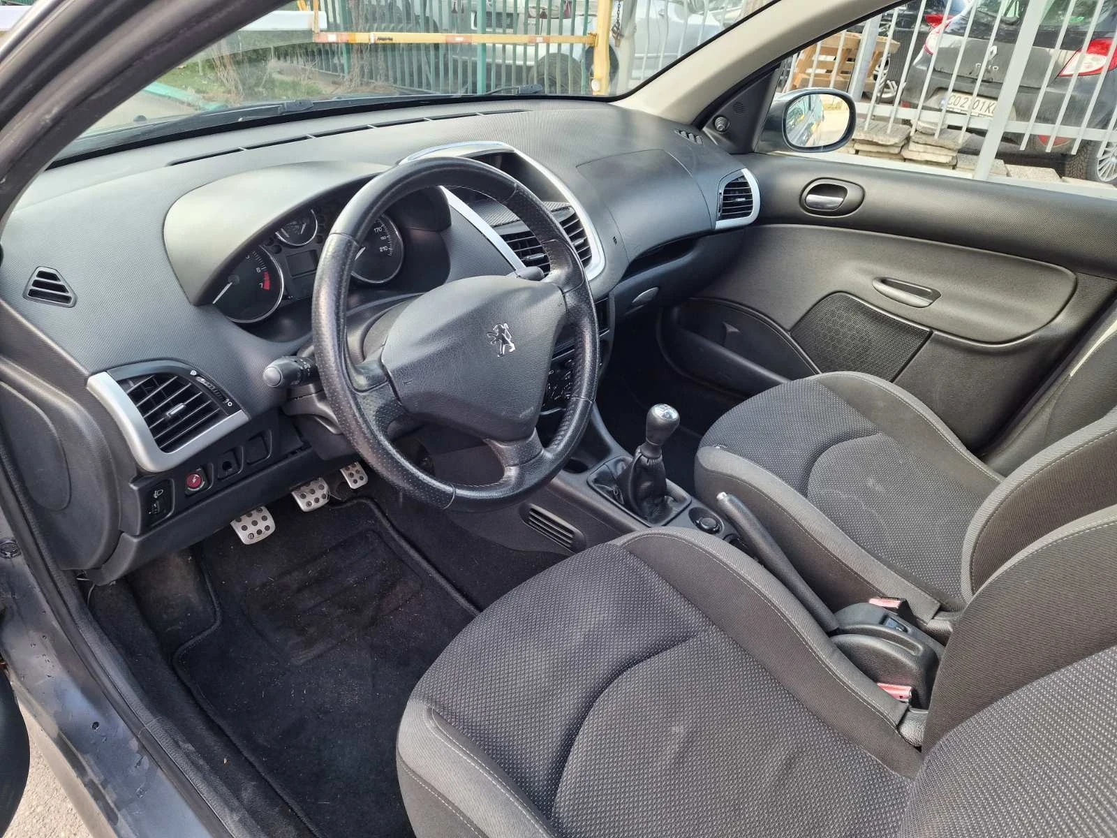 Peugeot 206 206+ , снимка 6 - Автомобили и джипове - 55455255