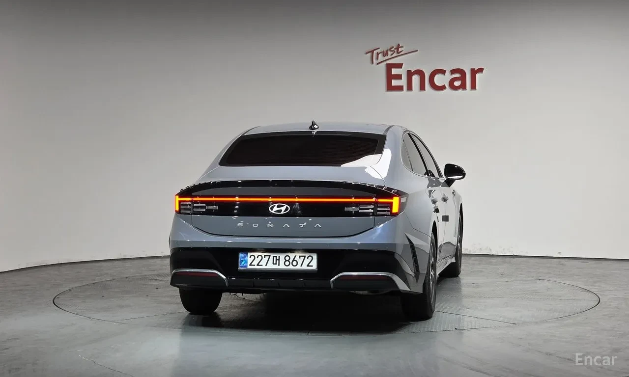 Hyundai Sonata PREMIUM* КОЖА* ПОДГРЕВ* ДИГИТАЛ, снимка 4 - Автомобили и джипове - 55477929