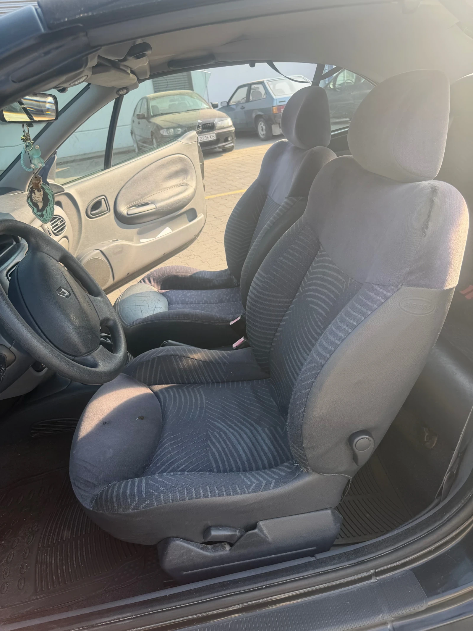Renault Megane, снимка 9 - Автомобили и джипове - 55847695