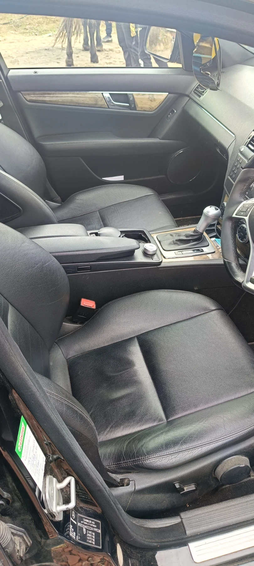 Mercedes-Benz C 320, снимка 8 - Автомобили и джипове - 55951617