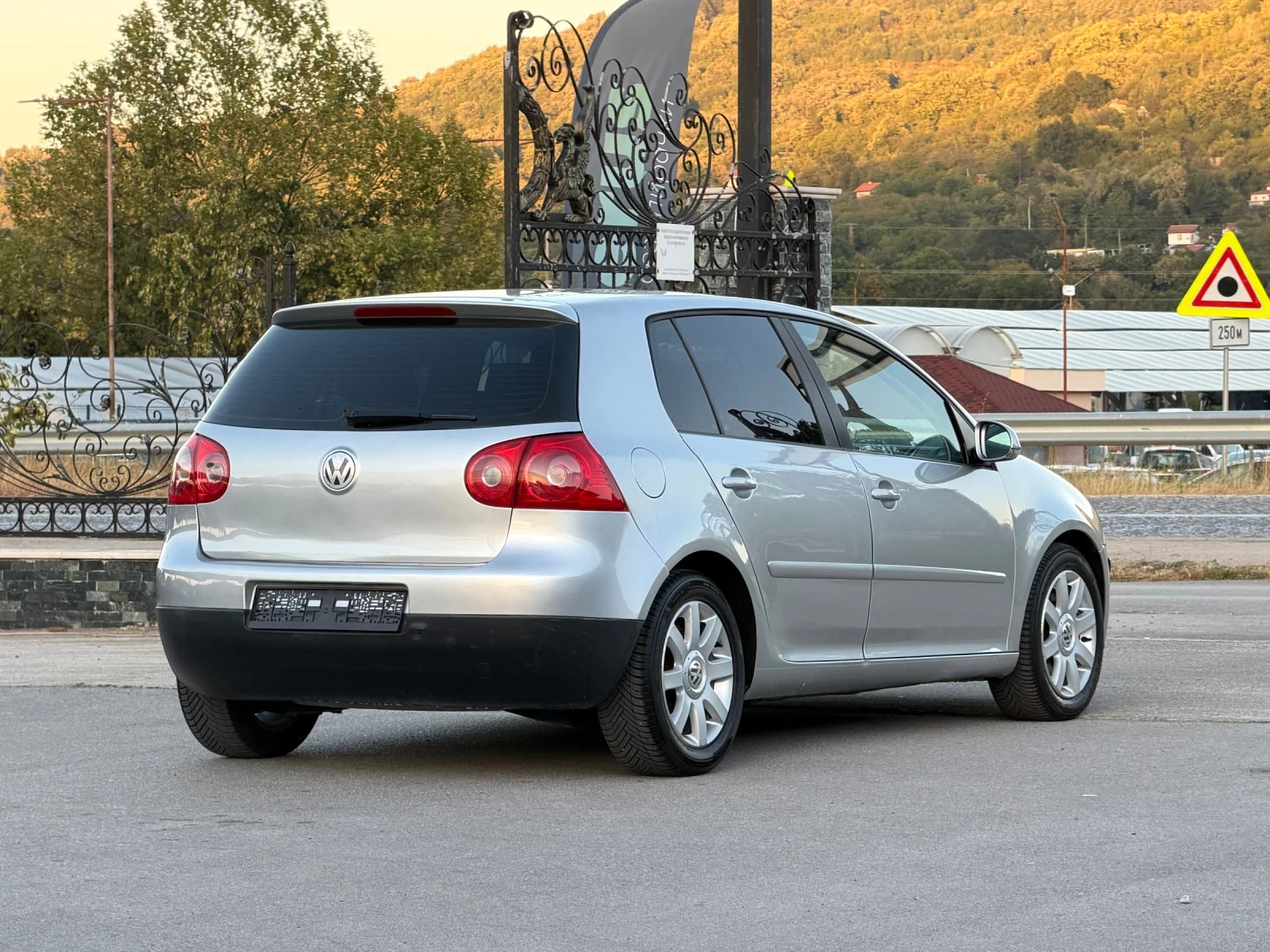 VW Golf 2.0TDI ИТАЛИЯ, снимка 13 - Автомобили и джипове - 56202824