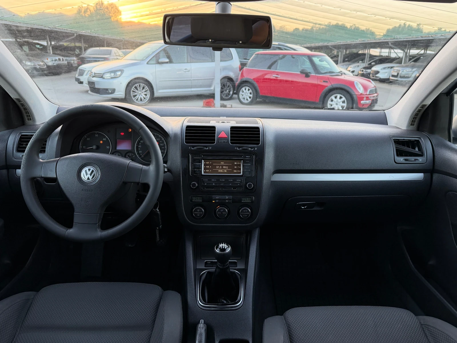 VW Golf 2.0TDI ИТАЛИЯ, снимка 10 - Автомобили и джипове - 56202824