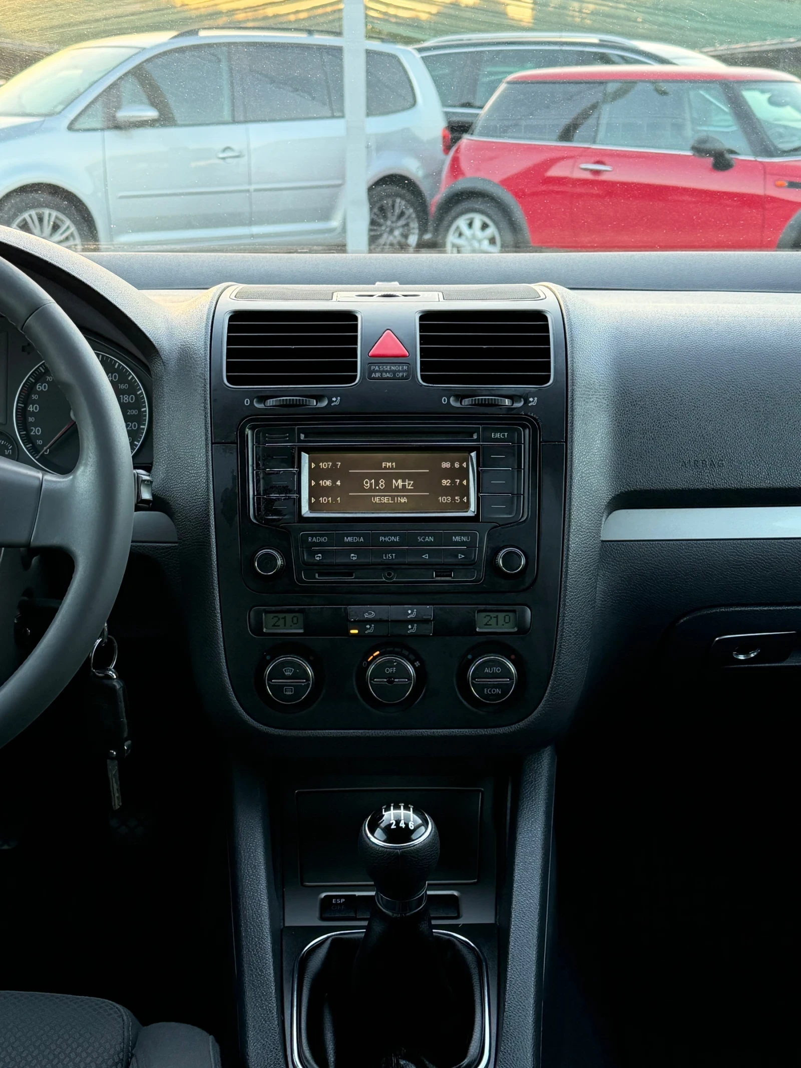 VW Golf 2.0TDI ИТАЛИЯ, снимка 11 - Автомобили и джипове - 56202824