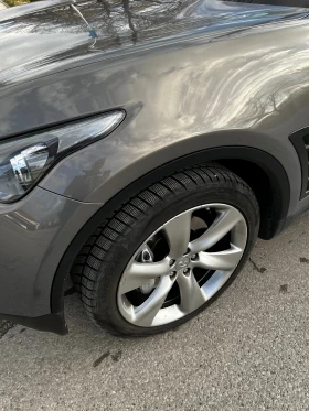 Infiniti QX70, снимка 5