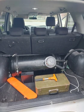 Suzuki Grand vitara 2.4, снимка 7 - Автомобили и джипове - 53658509