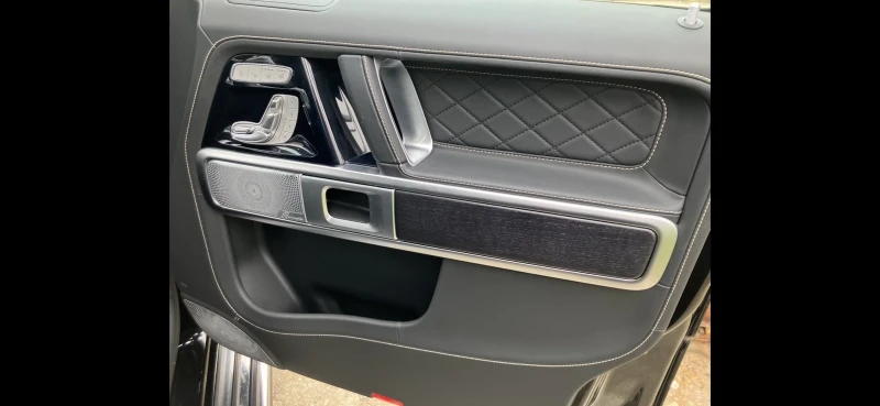 Mercedes-Benz G 400 STRONGER THAN TIME, снимка 9 - Автомобили и джипове - 52637553