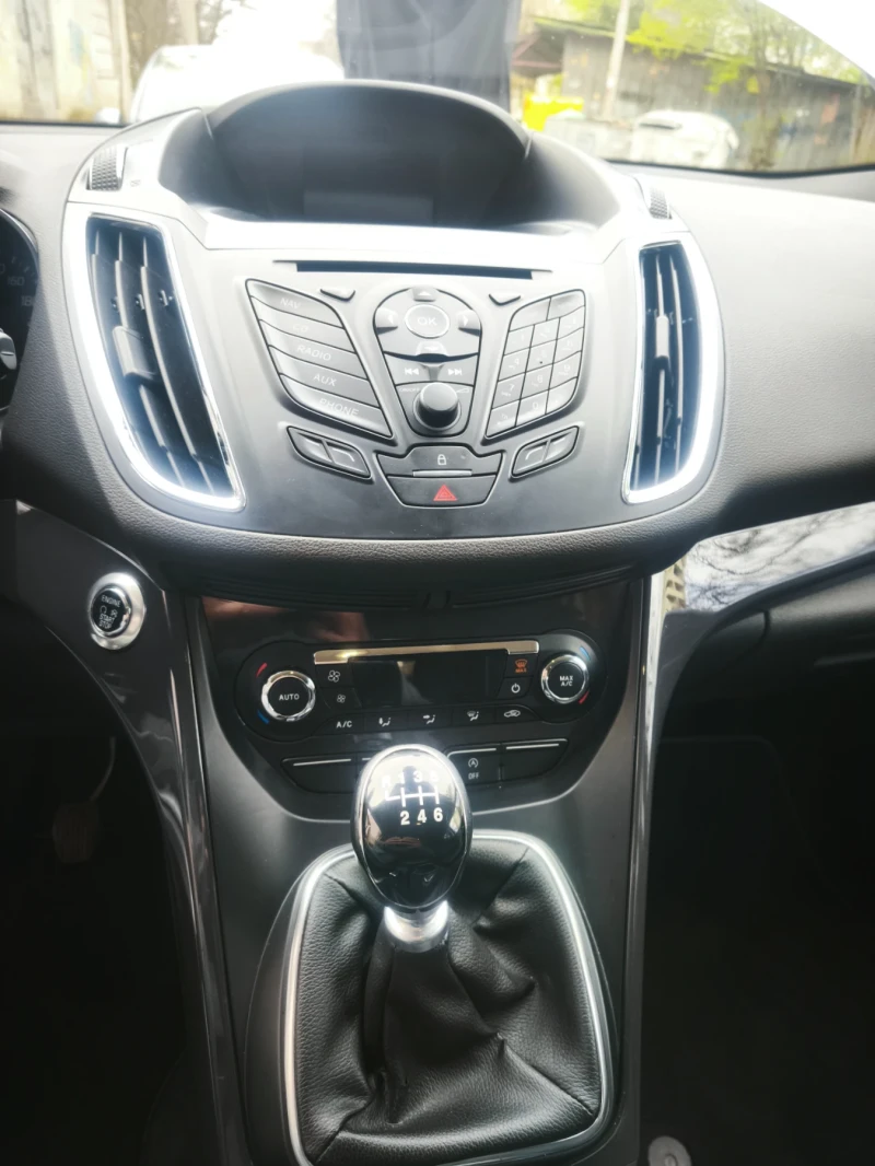 Ford Kuga 1.5 Ecoboost Titanium, снимка 7 - Автомобили и джипове - 52115834