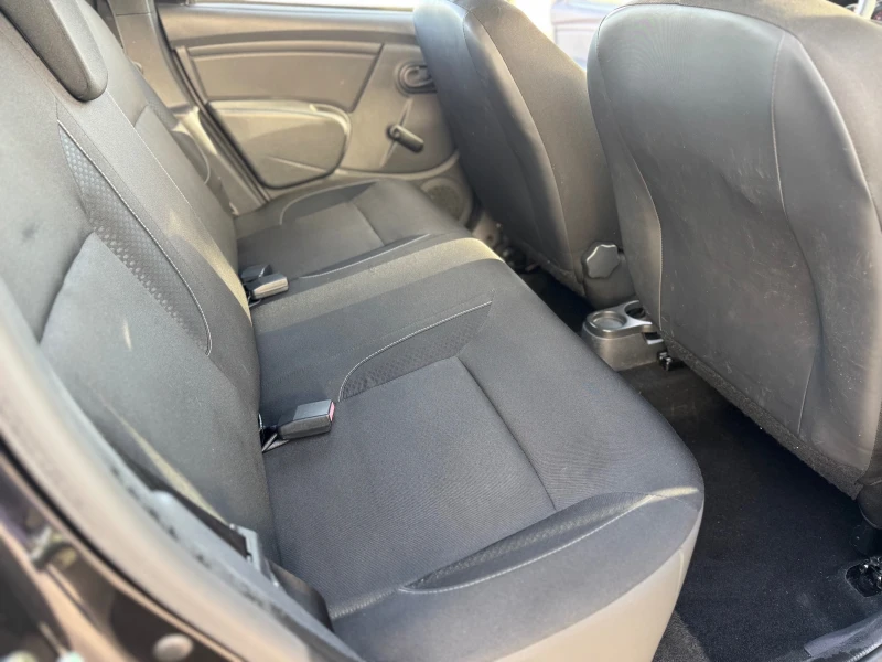 Dacia Duster 1.6SCE-2017-ГАЗ, снимка 12 - Автомобили и джипове - 52240809