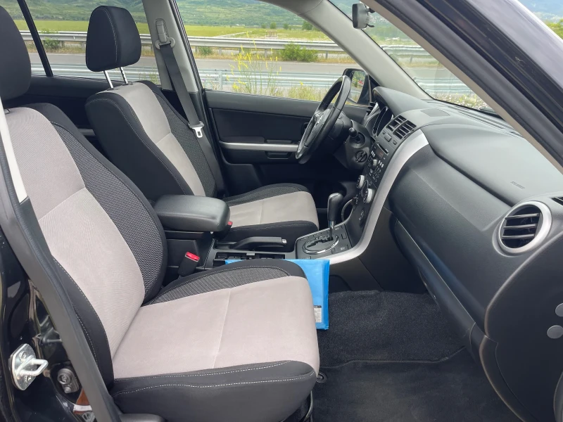 Suzuki Grand vitara 2.4 Automatic Швейцария, снимка 10 - Автомобили и джипове - 52323407