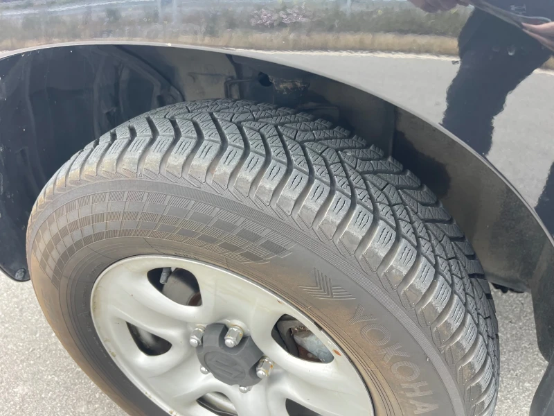 Suzuki Grand vitara 2.4 Automatic Швейцария, снимка 16 - Автомобили и джипове - 52323407