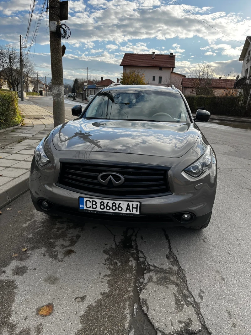 Infiniti QX70, снимка 3 - Автомобили и джипове - 52571222