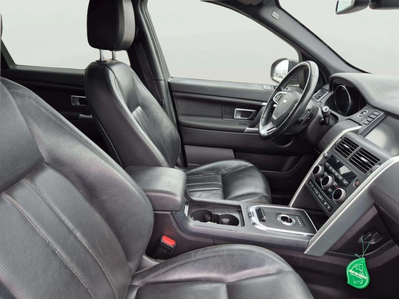 Land Rover Discovery Sport 2.0 TDCi, снимка 10 - Автомобили и джипове - 53258292