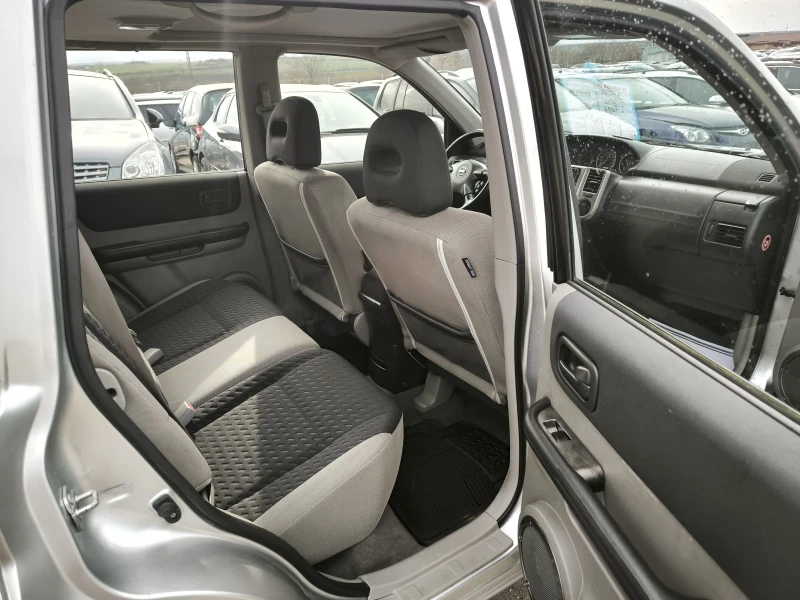 Nissan X-trail 2.5i 4x4 automatic , снимка 10 - Автомобили и джипове - 53292022