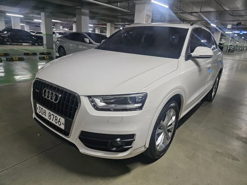 Audi Q3 2.0 TDI Quattro, снимка 2 - Автомобили и джипове - 55128638