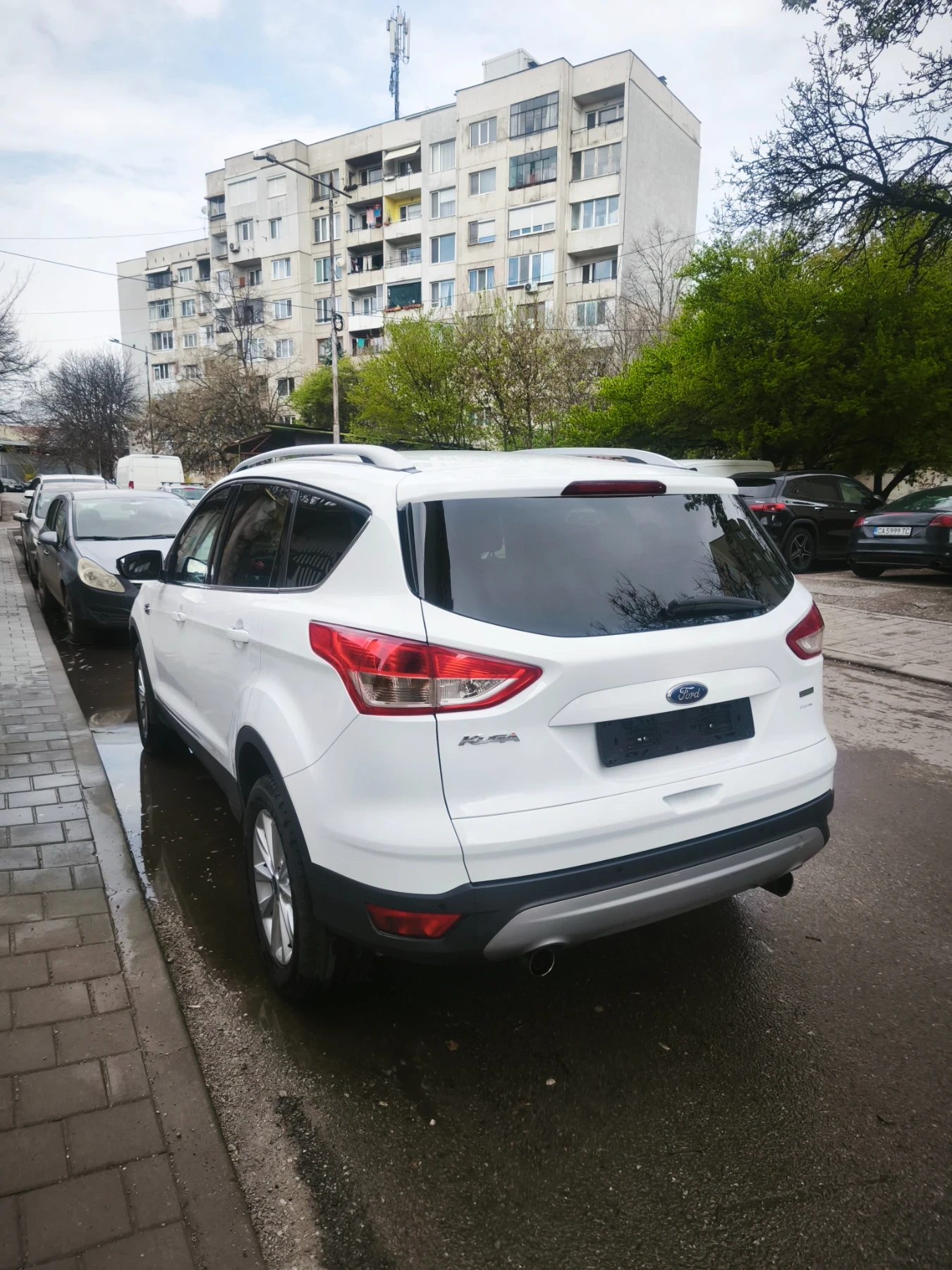 Ford Kuga 1.5 Ecoboost Titanium - изображение 4