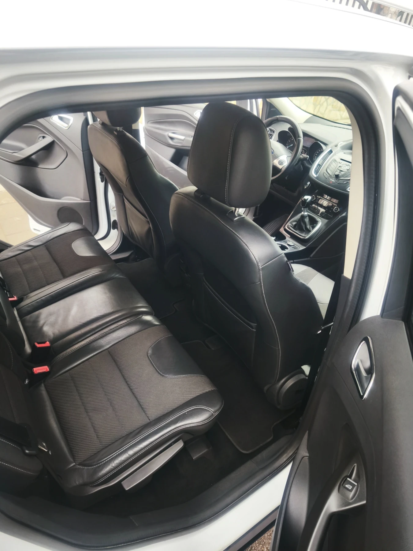 Ford Kuga 1.5 Ecoboost Titanium - изображение 7