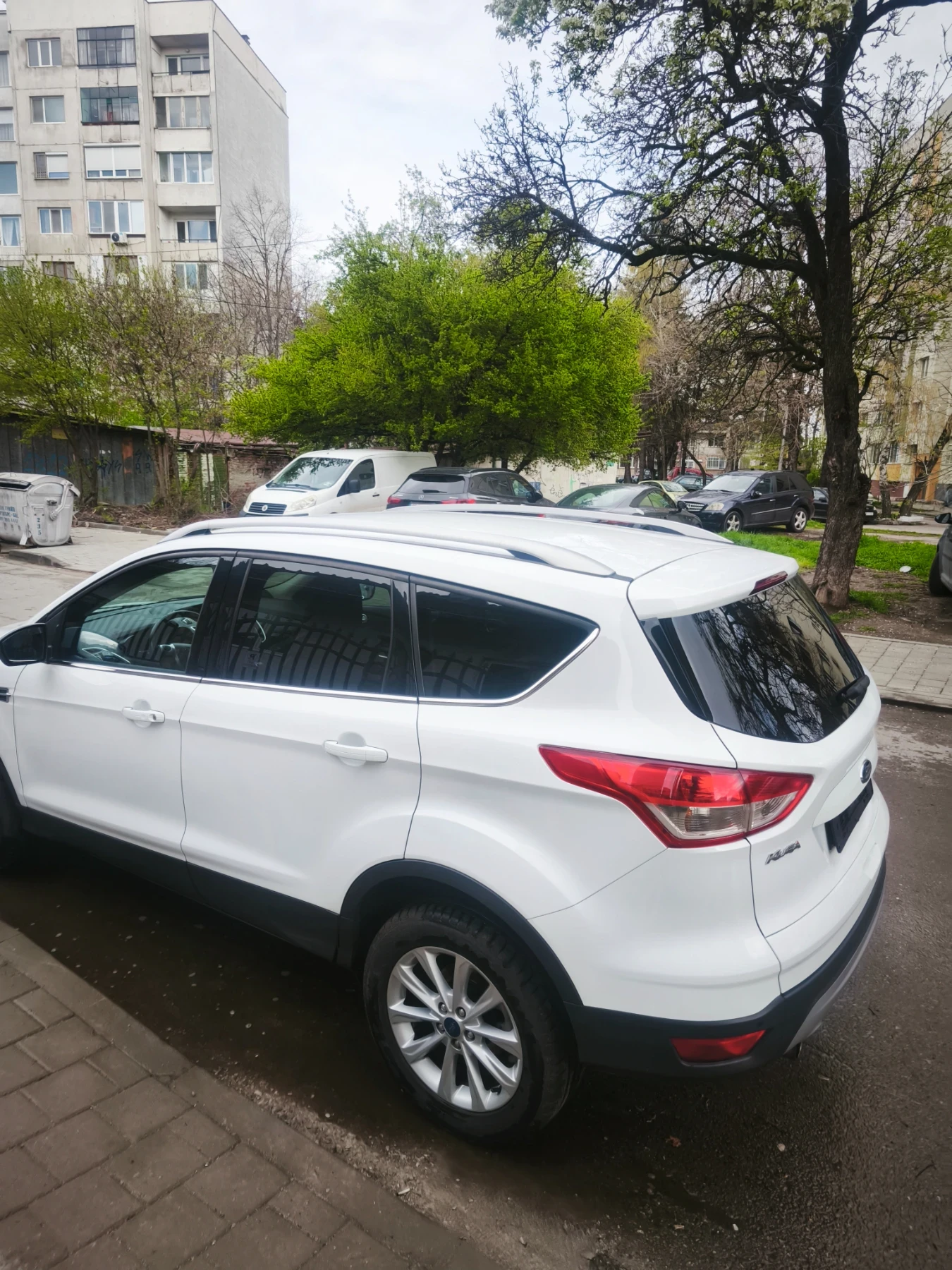 Ford Kuga 1.5 Ecoboost Titanium - изображение 3