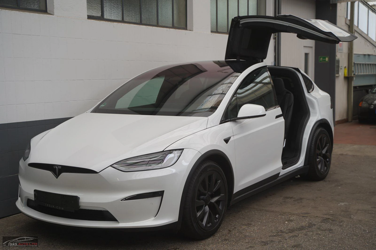 Tesla Model X PLAID/1020HP/TRI-MOTORS/6SEATS/360/621v - изображение 2
