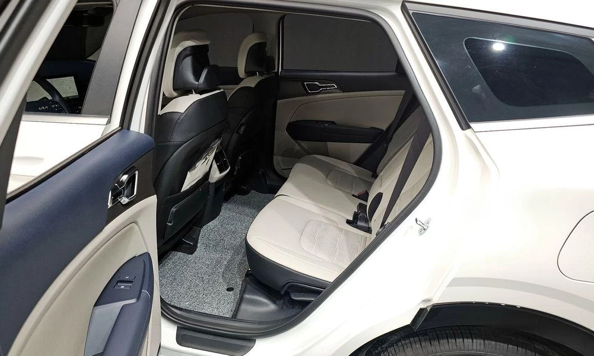 Kia Sportage Gasoline 1.6 Turbo 2WD Signature | Mobile.bg   11