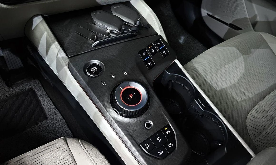 Kia Sportage Gasoline 1.6 Turbo 2WD Signature - изображение 9